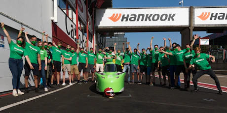 Het team van Top Dutch Solar Racing